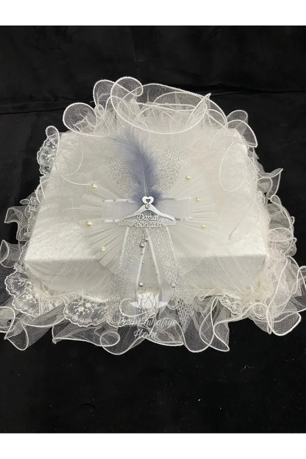 Modern Özel Tasarım Damat Bohça Süsü & Çeyiz Süsü Modern Özel Tasarım Damat Bohça Süsü & Çeyiz Süsü